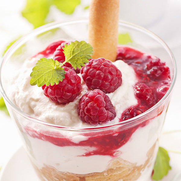 Verrine génoise fromage blanc framboise